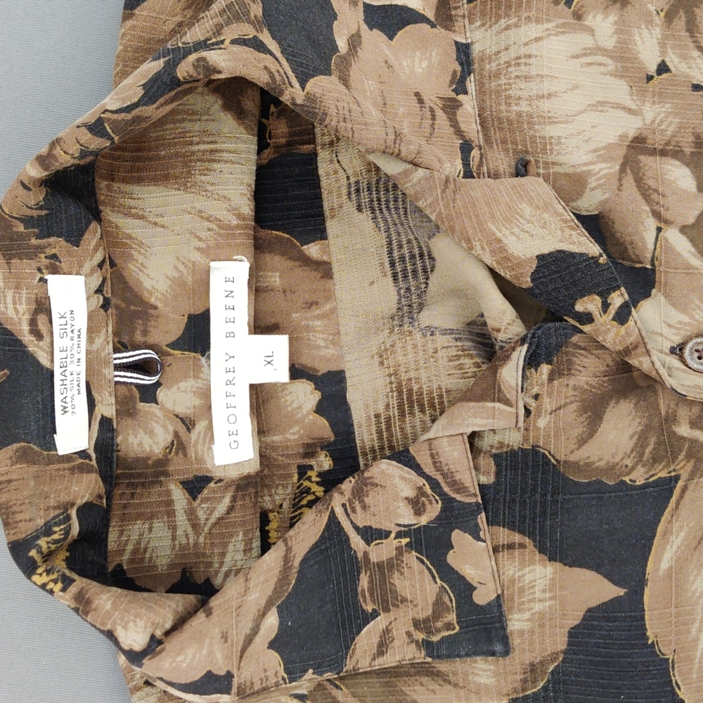 [UNIQUE] Men's XL Geoffrey Beene Silk Floral Hawaiian Casual Shirt